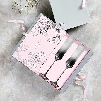 Dream Parade Set of 2 Elegant Champagne Glasses