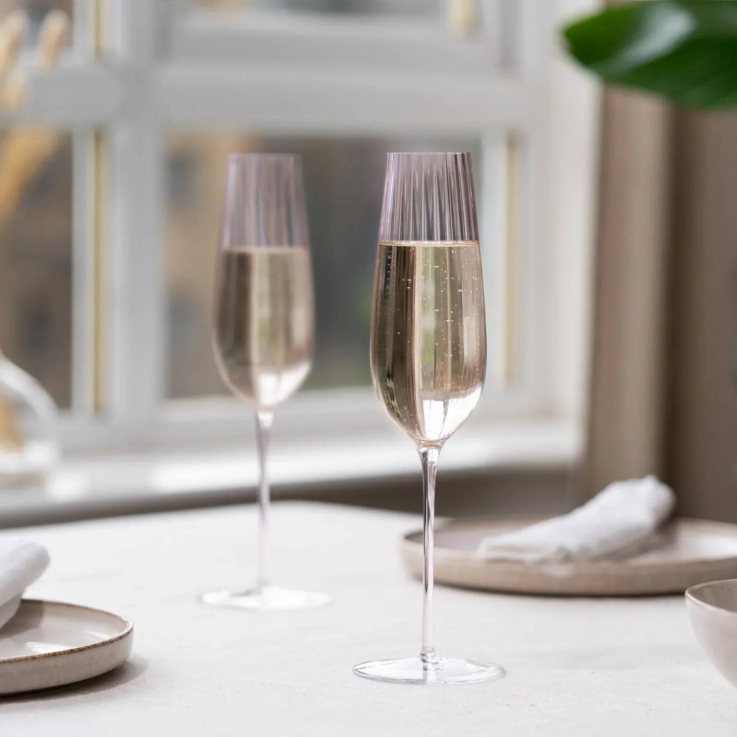 Round Up Dusty Rose Set of 2 Champagne flute